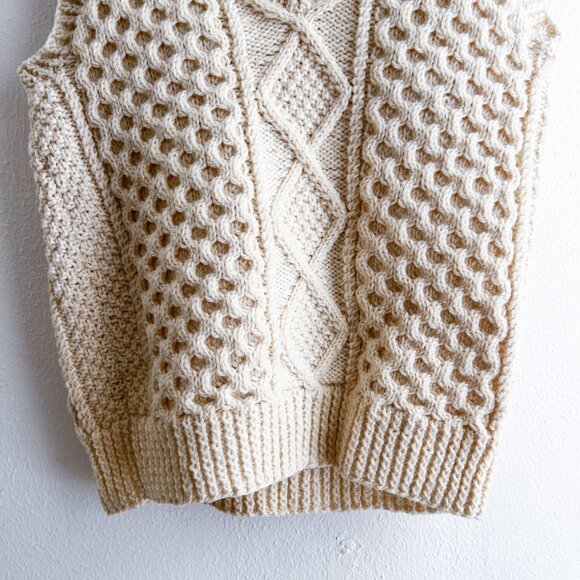Vintage Blarney Handcrafts Ltd. Irish Aran Fisherman Cable Knit Sweater Vest - Picture 4 of 6